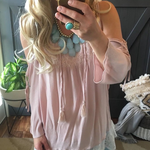 Figleaffashion Tops - LAST TWO! NWT Dusty Pink Lace Tassel Blouse Top
